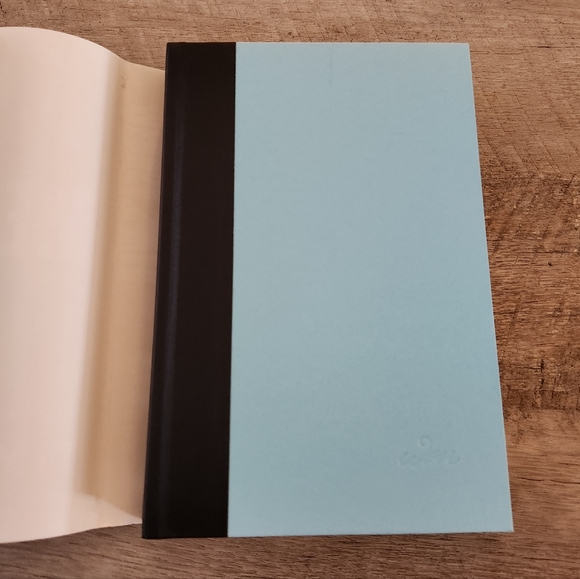 Medusa's Web & Pirates Book Bundle - Picture 5 of 16